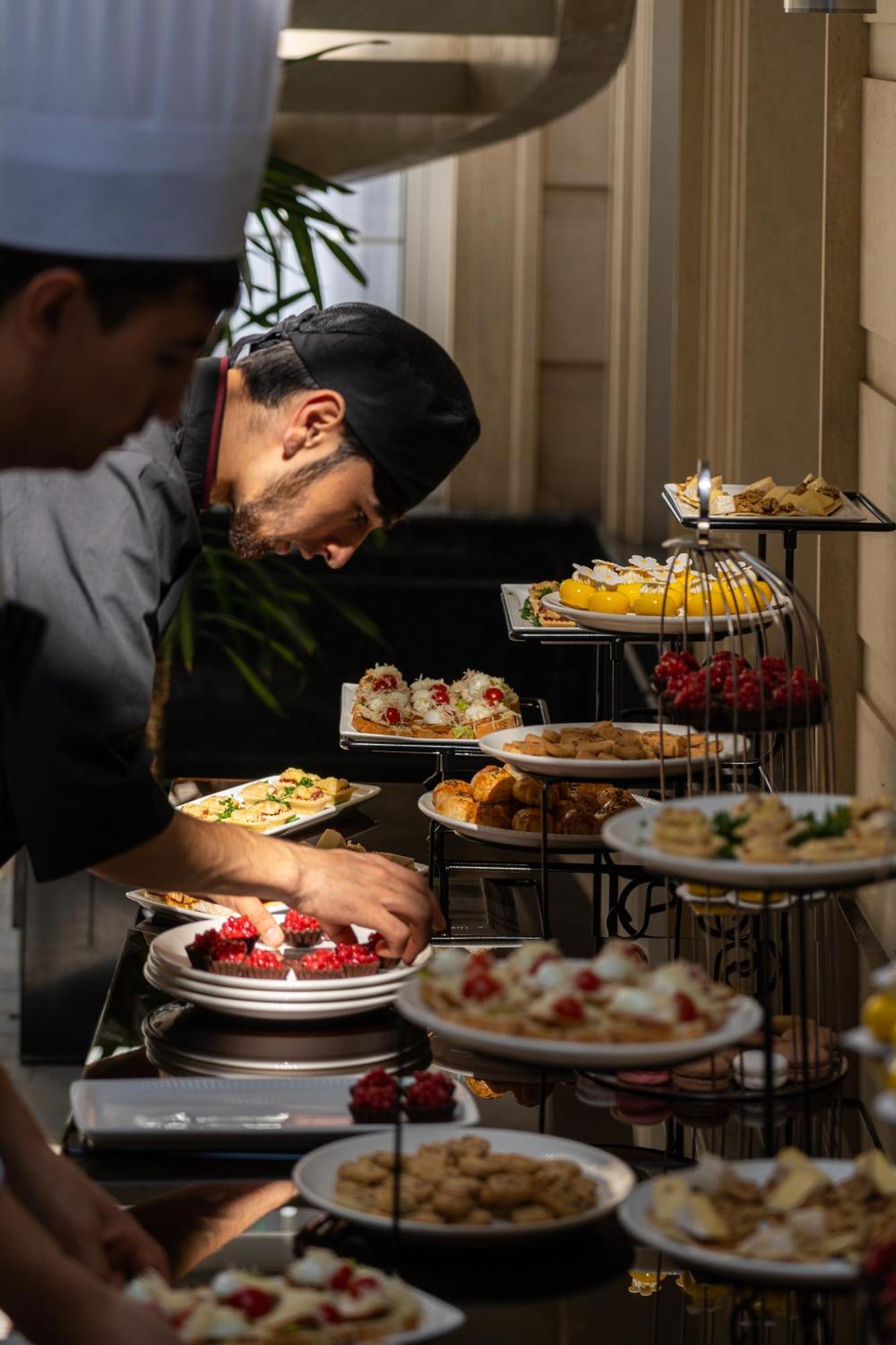 Europe Hotel ทาชเคนต์ ภายนอก รูปภาพ
