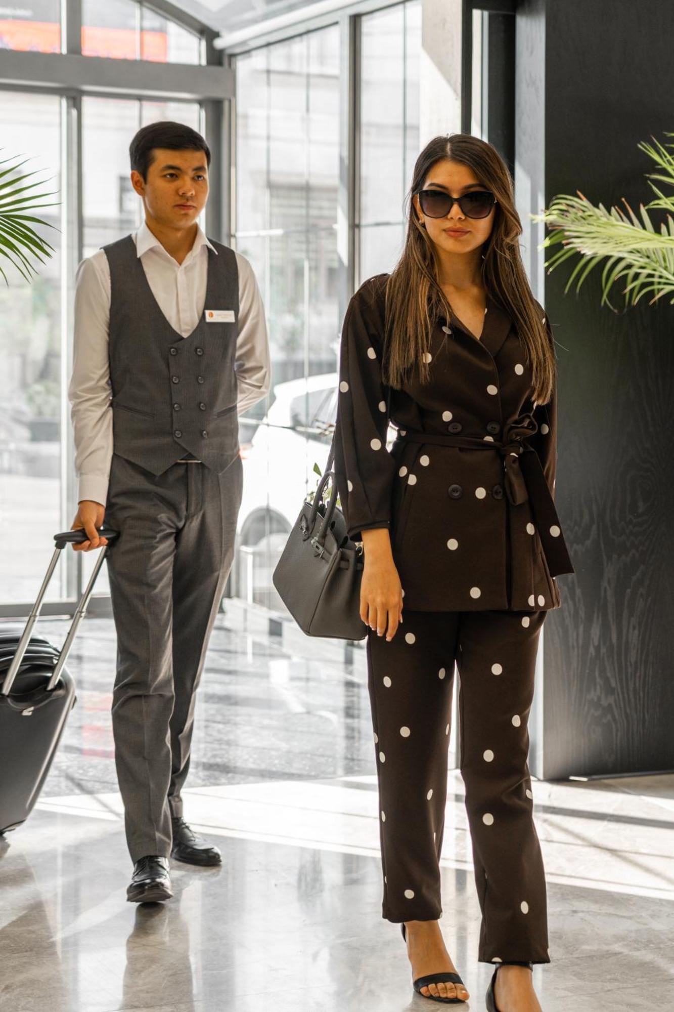 Europe Hotel ทาชเคนต์ ภายนอก รูปภาพ